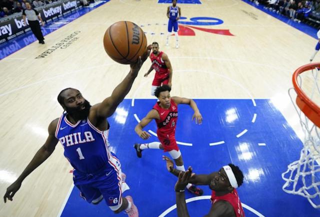 v站-76人3月第二次领先15分被翻 哈登再露萎靡之势