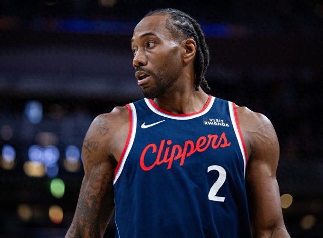 v体育-连续55场！伦纳德继续爆发，悄然达成历史第一，难怪拒绝送去勇士|小卡|克里斯-米德尔顿|克里斯·米德尔顿|马文·巴格利三世|克里斯·奇奥扎_新浪体育_新浪新闻